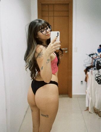 sweetlayla