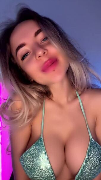 Tango Tiny Foto Nude Leaked OnlyFans 2