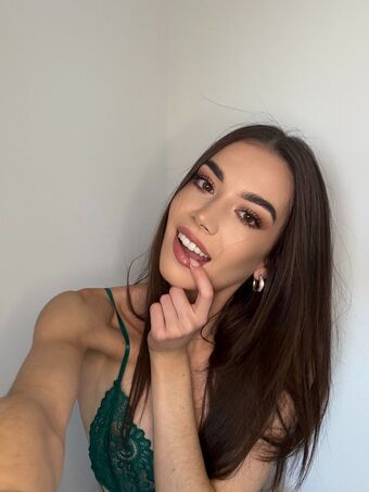 tara_tiny Foto Nude Leaked OnlyFans 24