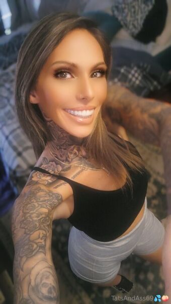 tatsandass69