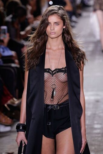 Taylor Hill