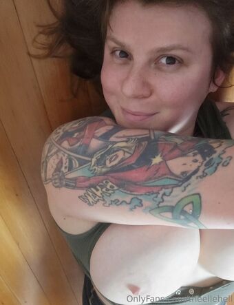 theellehell Foto Nude Leaked OnlyFans 22