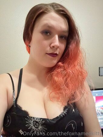 thefoxnamedkitty