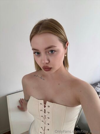 tiny_kinyy Foto Nude Leaked OnlyFans 3