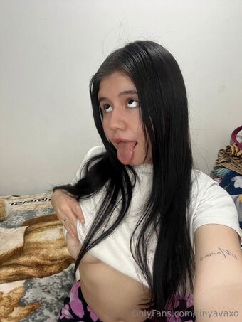 tinyavaxo Foto Nude Leaked OnlyFans 3