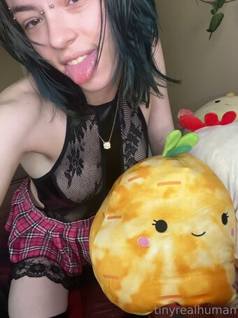 tinyrealmoth Foto Nude Leaked OnlyFans 32