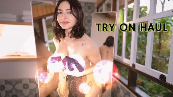 Tryonhaul Foto Nude Leaked OnlyFans 2