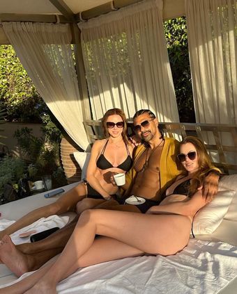 Una Healy