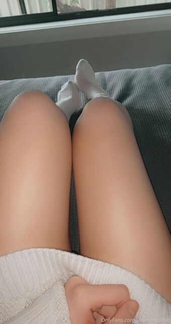 unigirlfeet