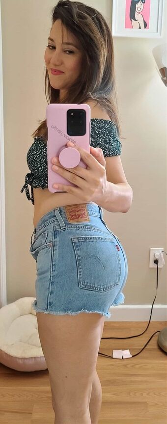 Violette Brooks