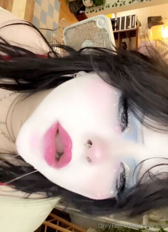 violetvalefree