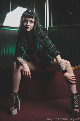 vixeyvex