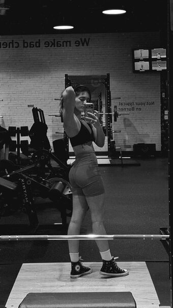 Willow Shields Foto Nude Leaked OnlyFans 224