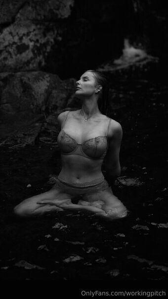 workingpitch Foto Nude Leaked OnlyFans 1