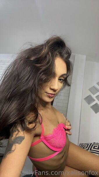 xalisonfox