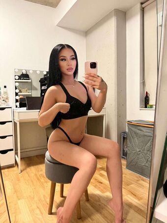 xomiarose1