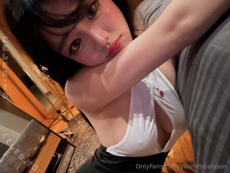 Your Little Alyson Foto Nude Leaked OnlyFans 3
