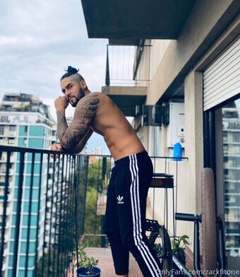 zackfitone
