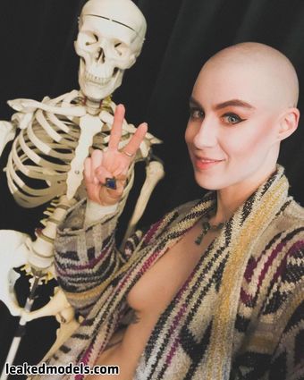 Danikaxix